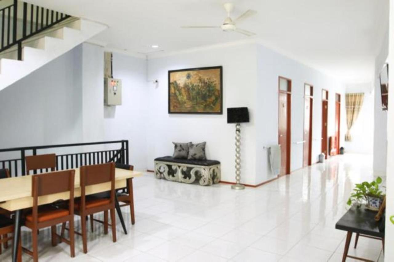Rumah Kita Padang  Exterior photo